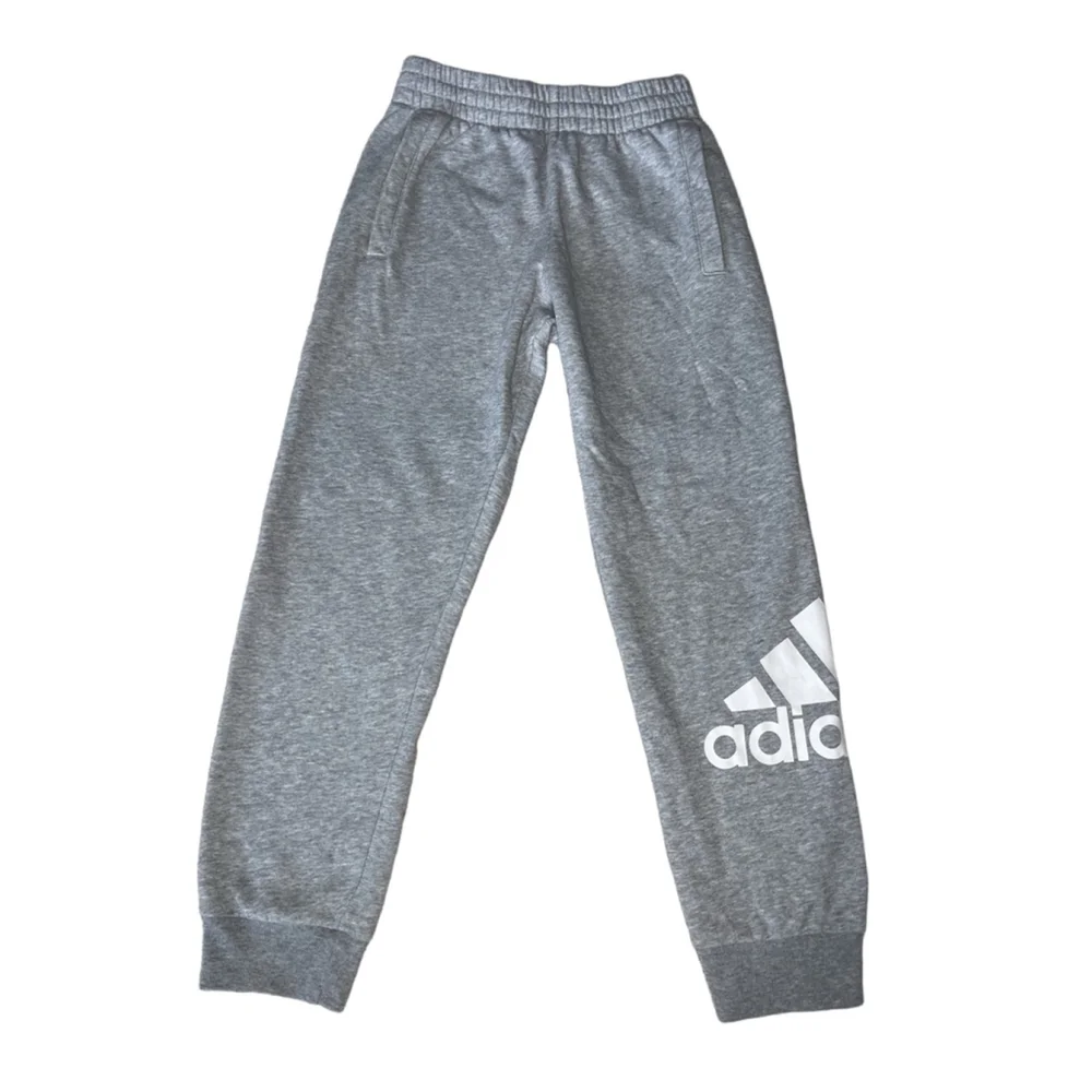 Adidas Kids Essential Fleece Joggers Regular Fit Boys 10/12 Medium Gray/White